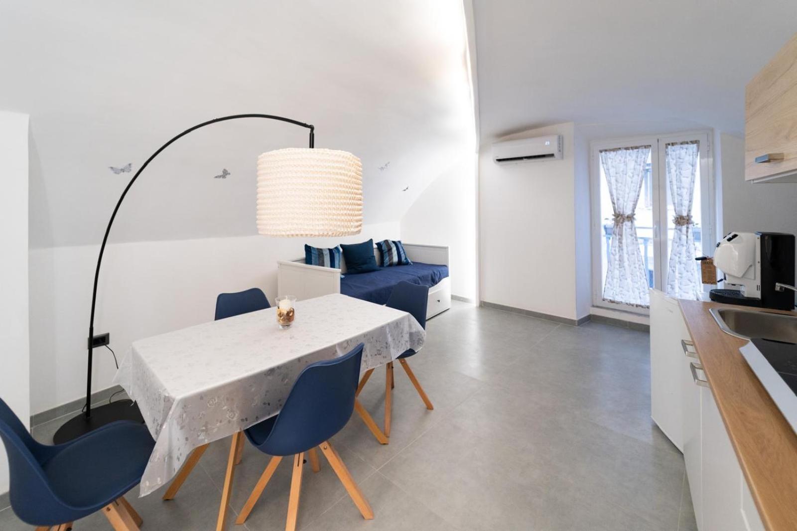 Apartment Benvenuti A Casa Naples