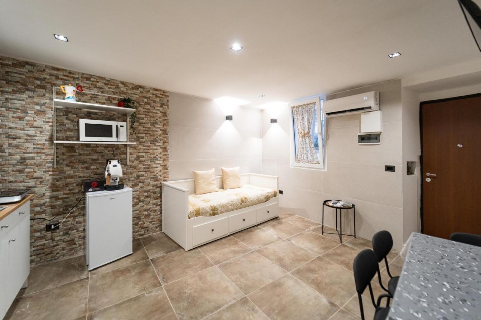 Apartment Benvenuti A Casa Naples